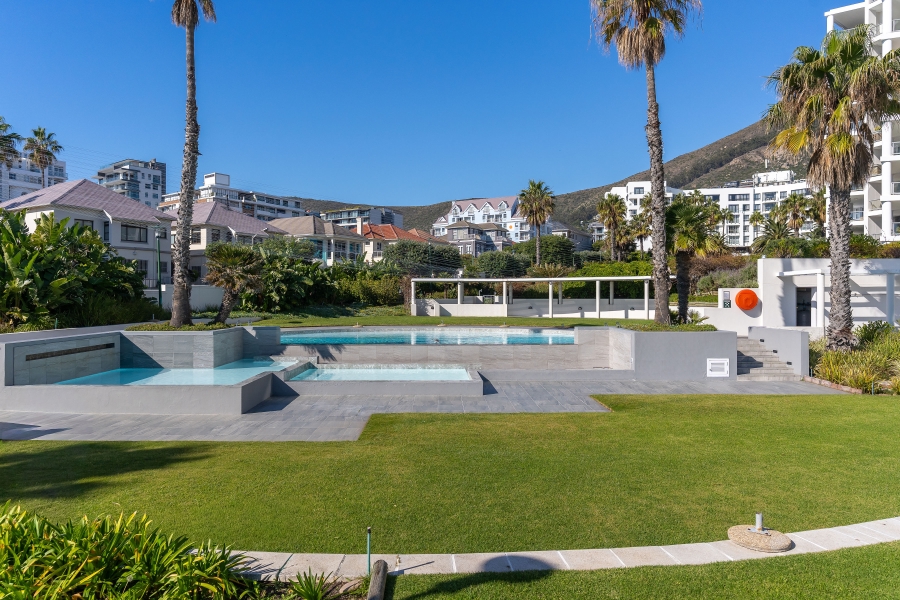 To Let 2 Bedroom Property for Rent in Bantry Bay Western Cape